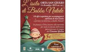 orta isola babbo natale 25